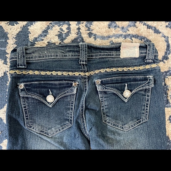 Girl’s Free Planet Jeans and Justice Top - Picture 6 of 8